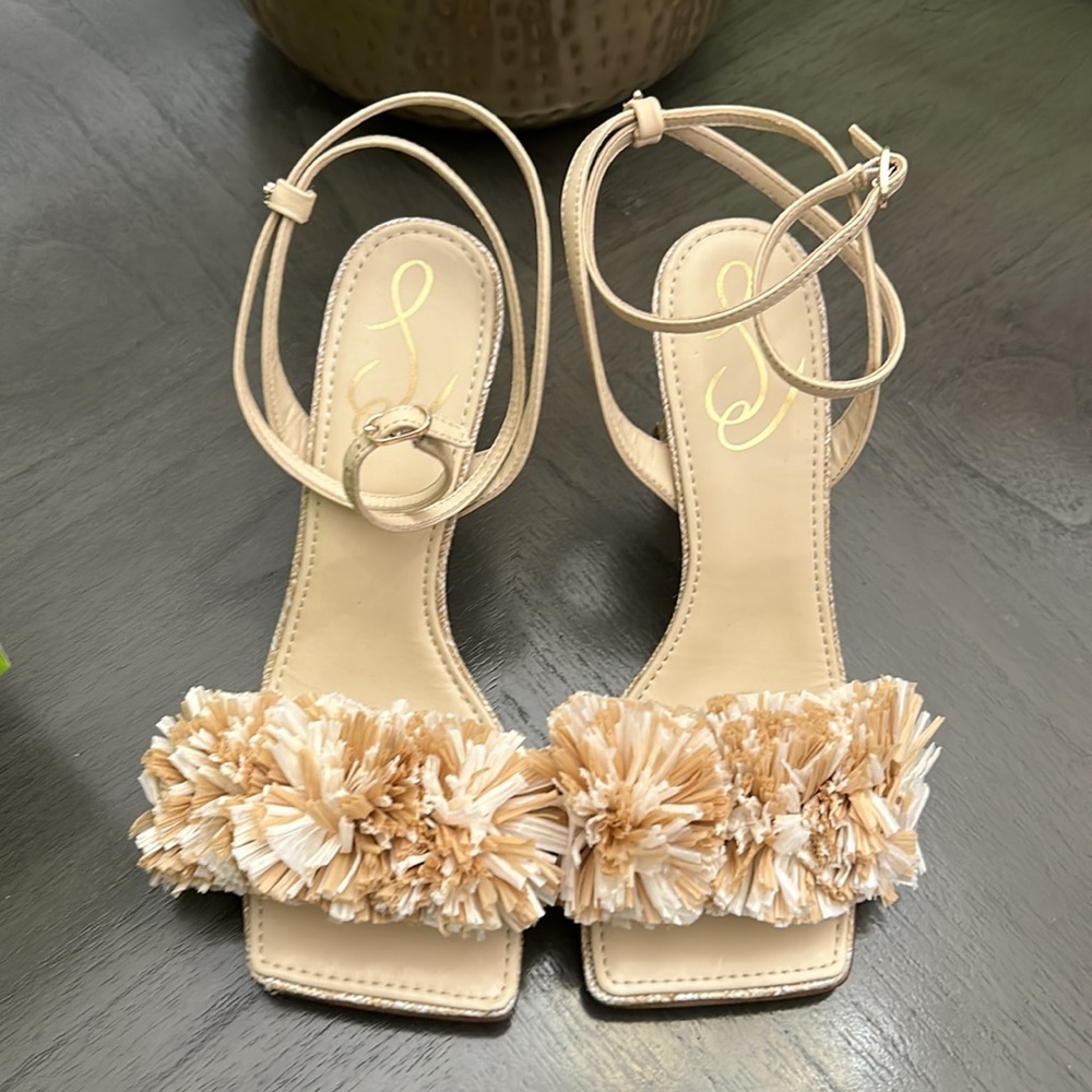 Sam Edelman Clare Sandals - Picture 4 of 14